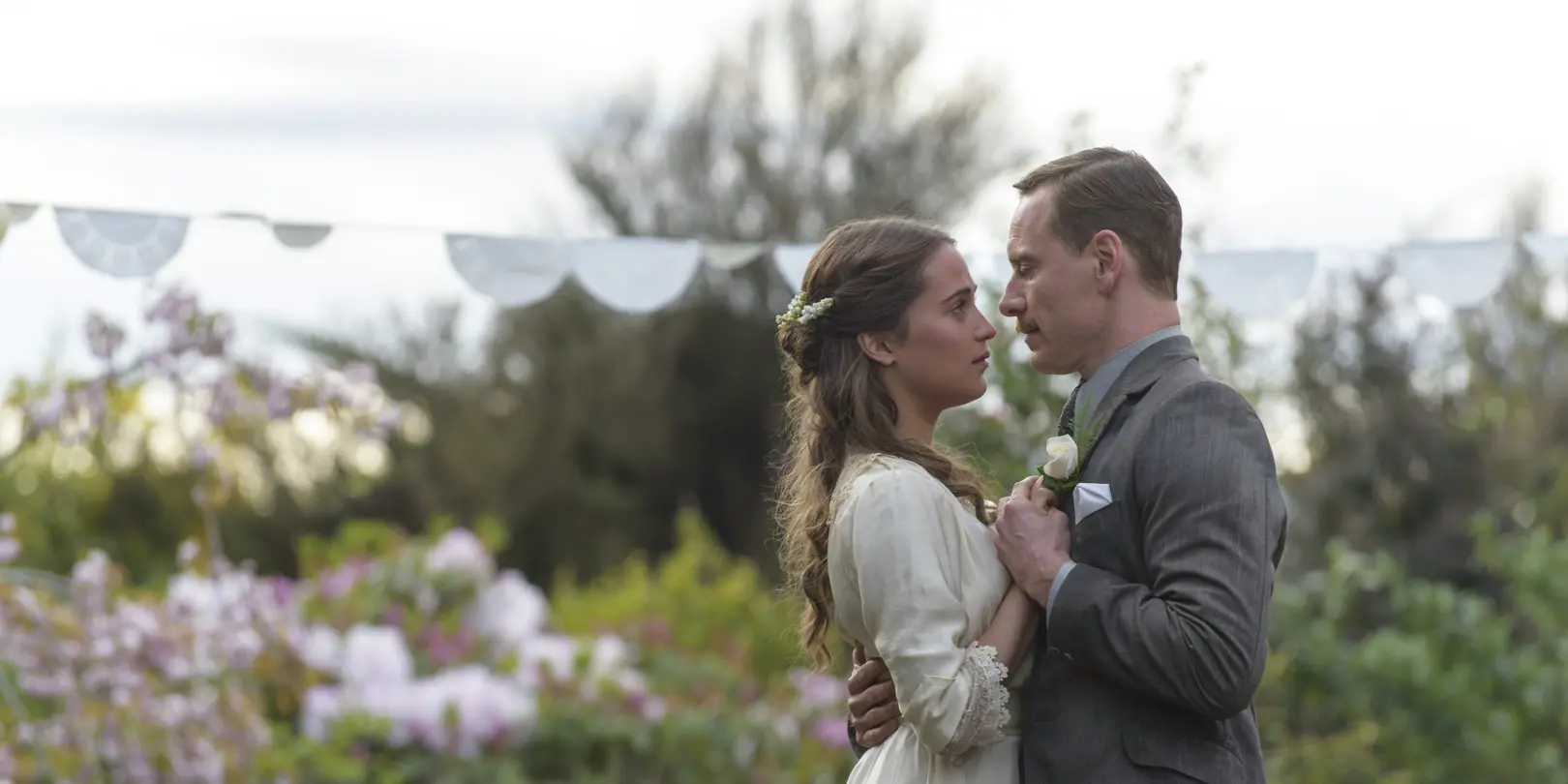 Thelightbetweenoceans Firstlook Pic03
