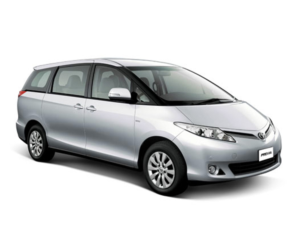 Toyota_Previa