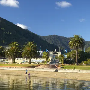 Picton 2